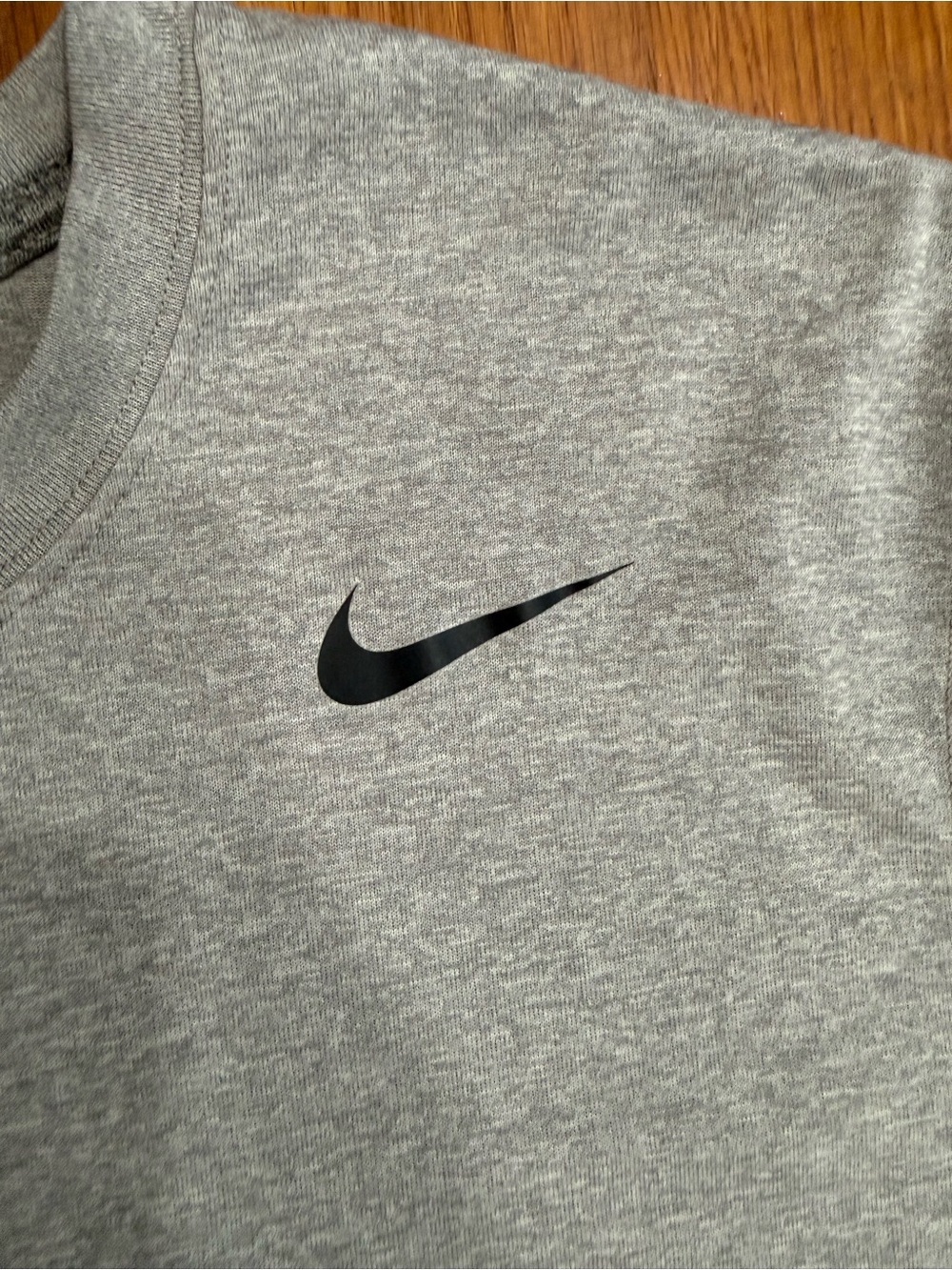 Nike performance - Picture 3 of 5